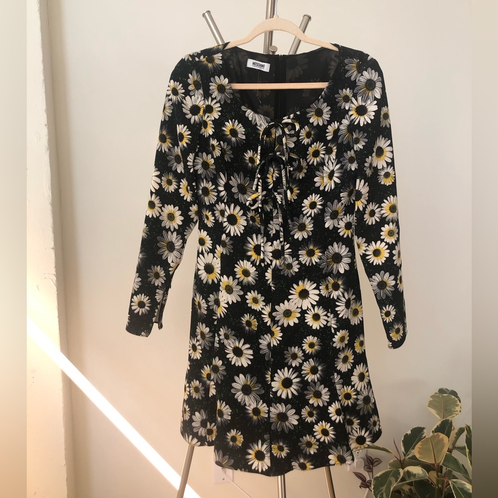 Vintage early 2000’s Moschino Cheap & Chic a-line dress. *Rare*